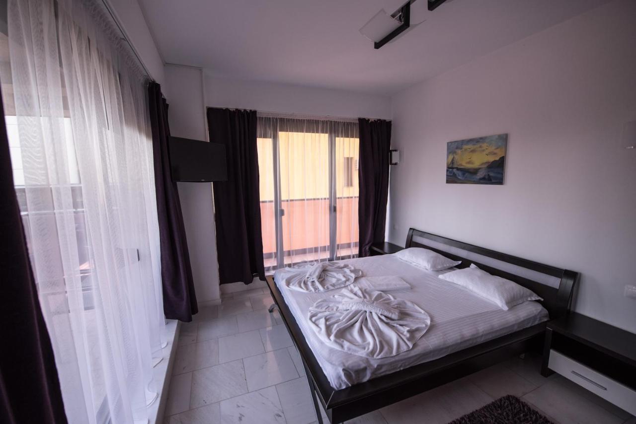 Sns Apartament In Vila Sophia Mamaia Eksteriør bilde
