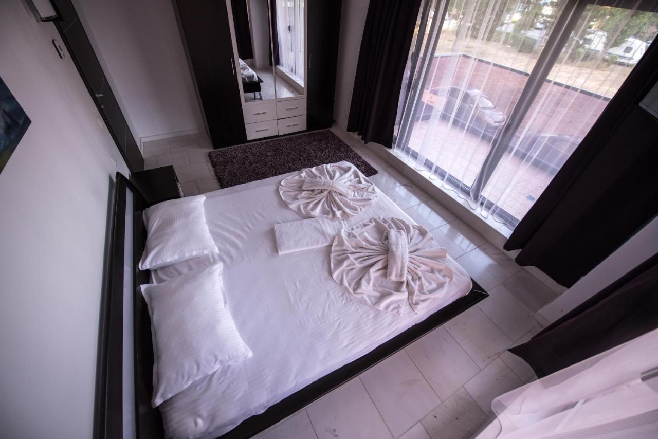 Sns Apartament In Vila Sophia Mamaia Eksteriør bilde