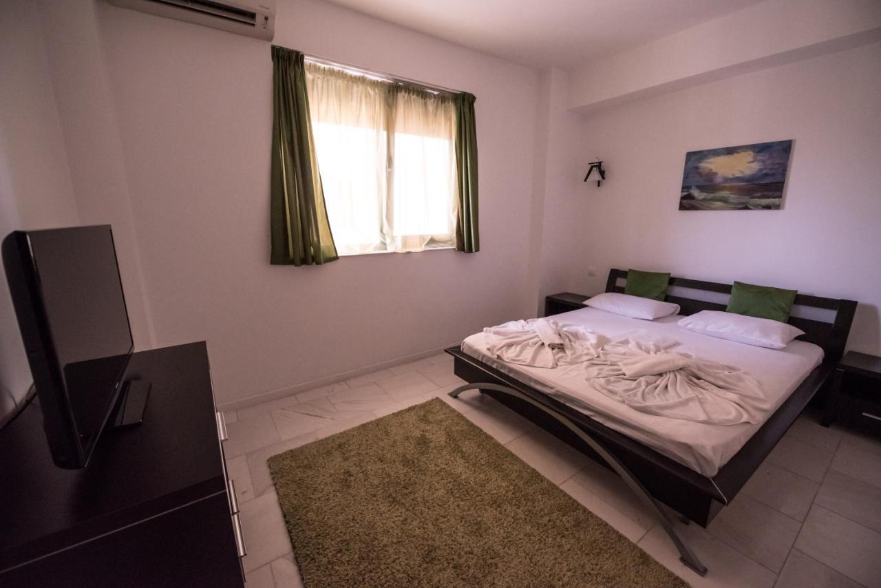 Sns Apartament In Vila Sophia Mamaia Eksteriør bilde
