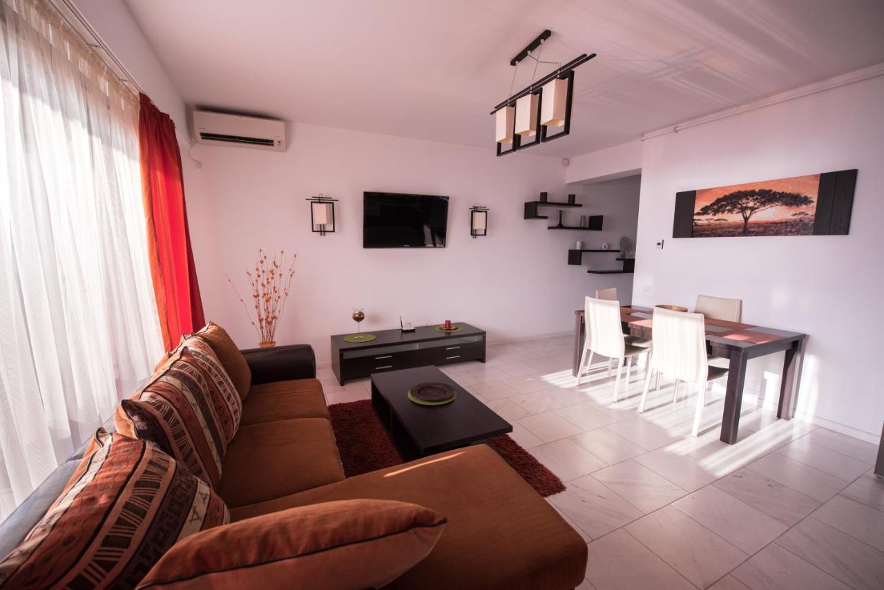 Sns Apartament In Vila Sophia Mamaia Eksteriør bilde