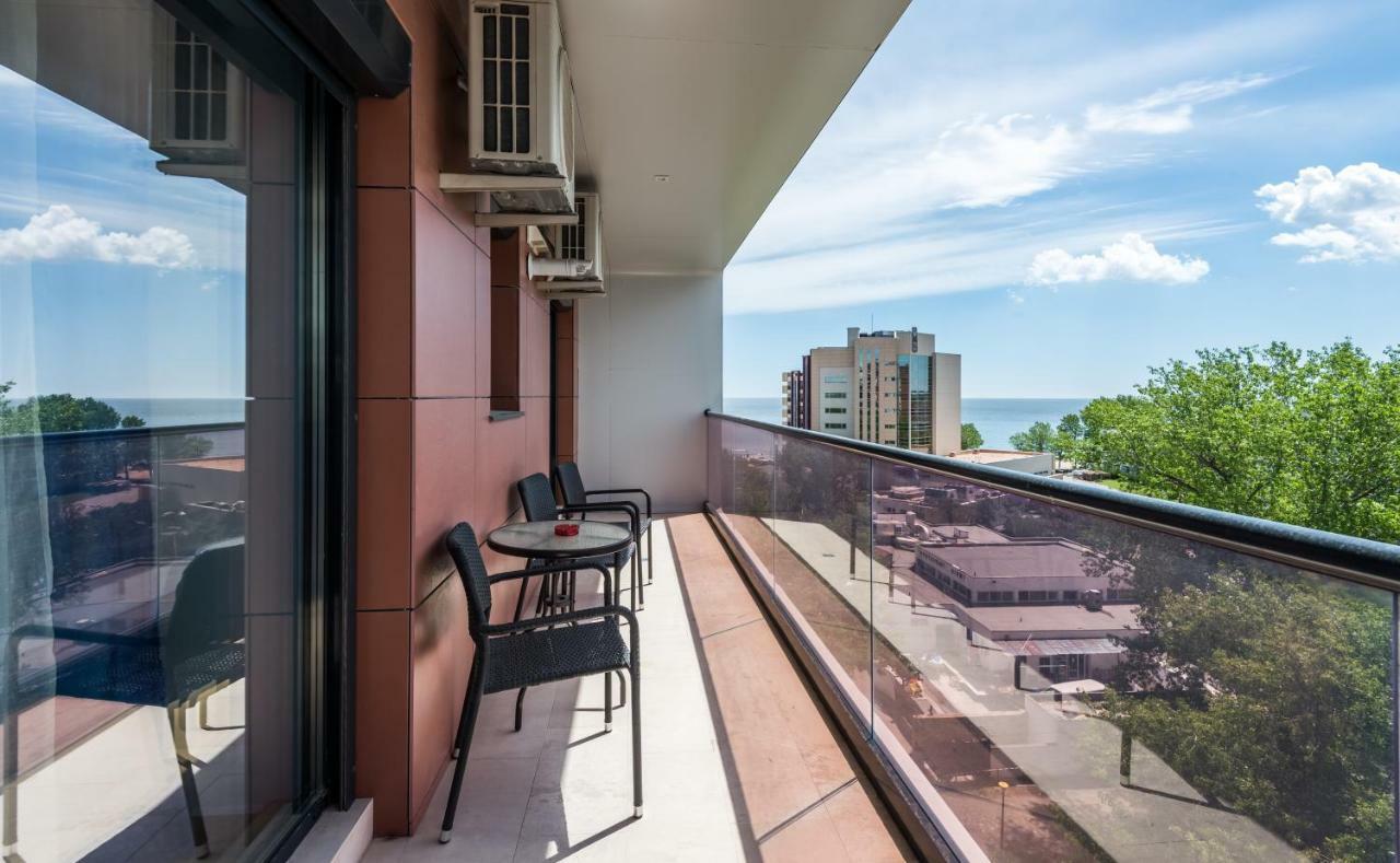 Sns Apartament In Vila Sophia Mamaia Eksteriør bilde